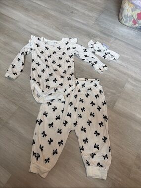 Milkberry set size 6-9 months